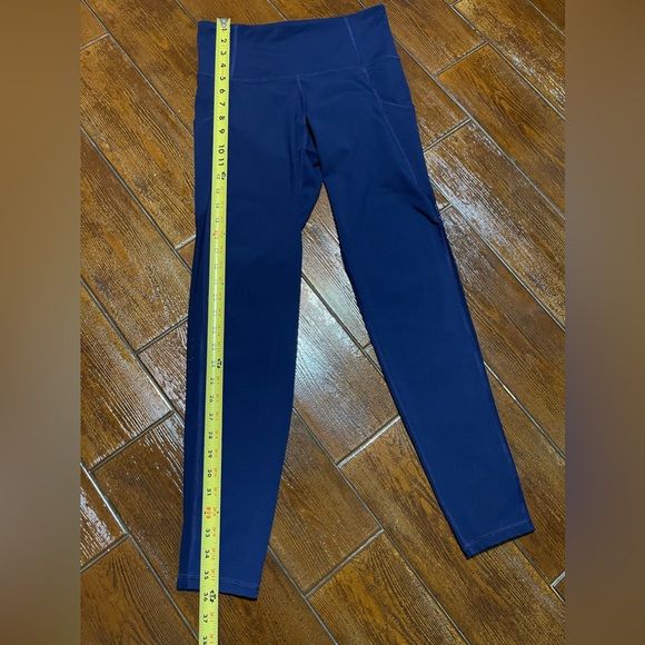 Old Navy Navy Blue Leggings SIZE MEDIUM - Picture 5 of 8